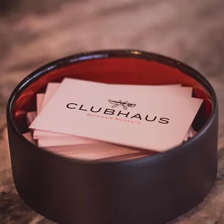 Clubhaus Bachmair Weissach 테게른제
