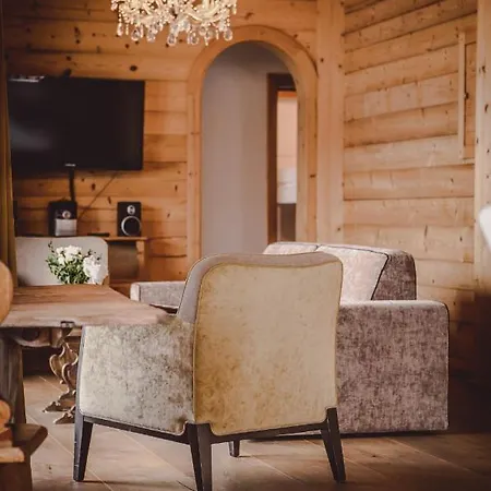 Clubhaus Bachmair Weissach 아파트